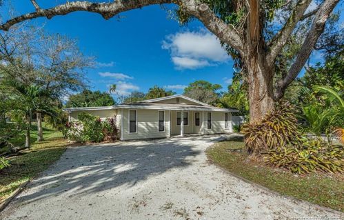 785 60th Ave, Vero Beach, FL 32968-9783
