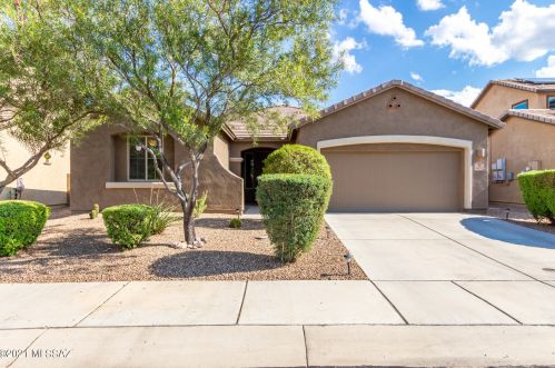 6257 Scotch Pine Ln, Tucson, AZ 85743-7295