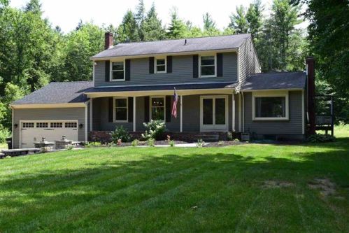 31 Colby Rd, Kingston, NH 03848-3425