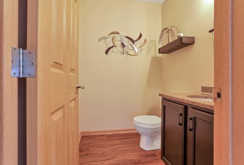 3090 Longridge Way, Darbydale OH  43123-9772 exterior