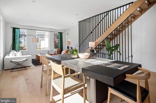 1601 2nd St, Philadelphia PA 19133-0033 exterior