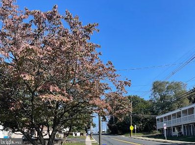 215 Clements Bridge Rd, Runnemede, NJ 08078-1403