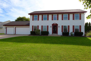 3927 Cypress Ln, Hales Corners, WI 53132-8791