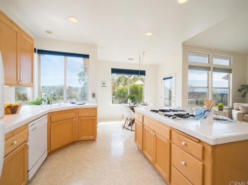 298 Vista Dr, Pismo Beach CA  93420-1421 exterior