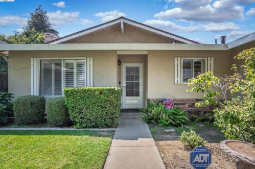 6319 Kimberly Ct, Riverbank, CA 95367-3021