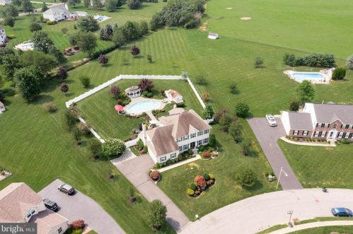 16 Livingston Ln, Lumberton Township NJ  08048-6210 exterior