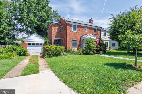 3301 Chestnut St, Washington, DC 20015-1413