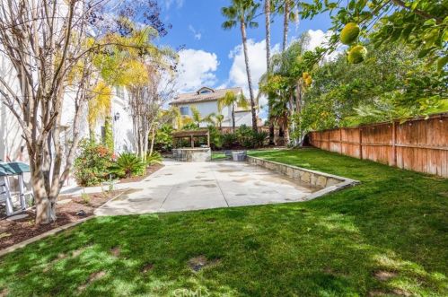 41774 Carleton Way, Temecula CA  92591-1897 exterior