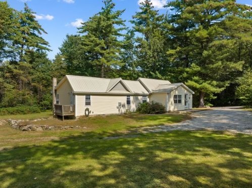349 Cross Mill Rd, Tilton, NH 03276-4061