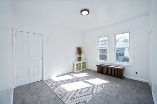 7711 Cannon St, Pittsburgh PA 15218-2108 exterior