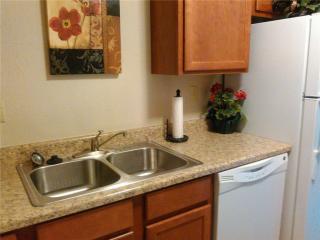 718 49th St, Tulsa OK  74107-3310 exterior