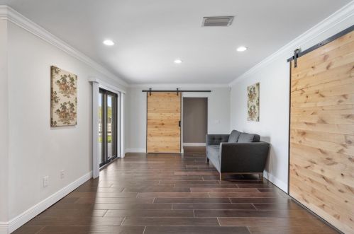 2904 Appaloosa Trl, West Palm Beach FL  33414-7639 exterior