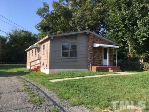 504 Henderson St, Oxford, NC 27565-3413
