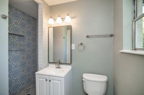 2813 Sarah Jane Ln, Fort Worth TX  76119-4723 exterior