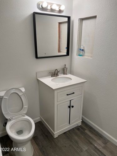 3906 13th Pl, Phoenix AZ  85014-4904 exterior