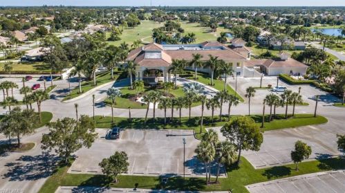 9271 Spring Run Blvd, Bonita Springs FL 34135-3611 exterior