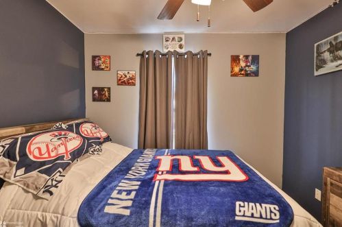 2440 Gillian Ln, Easton PA  18040-5819 exterior