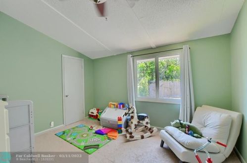 5173 Lake Blvd, Delray Beach FL  33484-4265 exterior