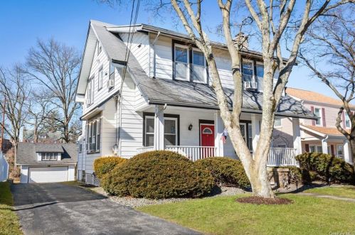 84 Elmont Ave, Rye Brook, NY 10573-3037