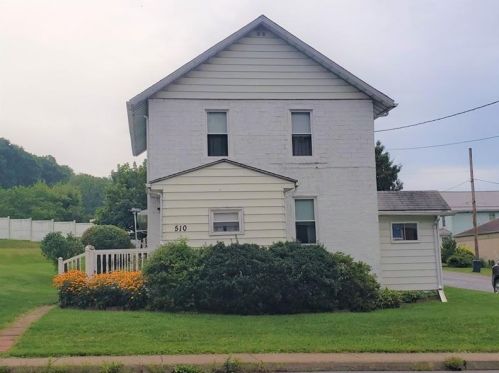 510 1st St, Clymer, PA 15728-1414