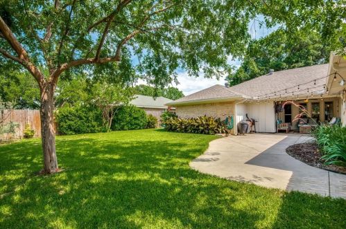 1701 Amazon Dr, Plano TX  75075-6702 exterior