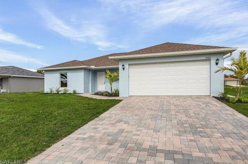 2103 25th St, Cape Coral, FL 33914-3936