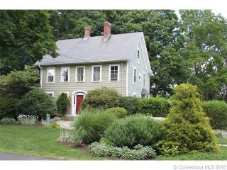 23 Southwest Rd, Waterbury, CT 06708-3227
