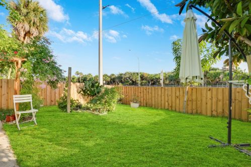 910 Shorewinds, Fort Pierce FL 34949-1537 exterior