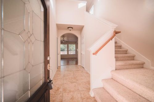 111 Cornflower Dr, Conroe TX  77384-5081 exterior