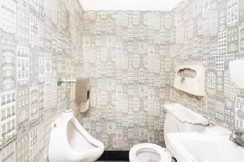 4712 International Blvd, Oakland CA  94601-5239 exterior