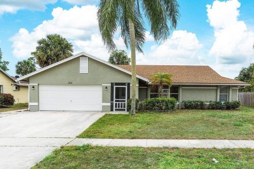 123 Kings Way, West Palm Beach, FL 33411-1567