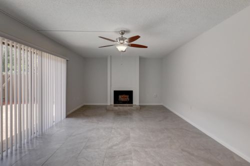 1312 13th Ct, West Palm Beach FL  33410-5111 exterior