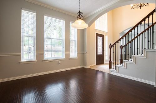 1519 Rustic Timbers Ln, Lewisville TX  75028-1432 exterior