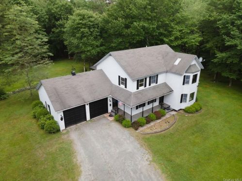 325 Hartwood Rd, Monticello NY  12777-6432 exterior