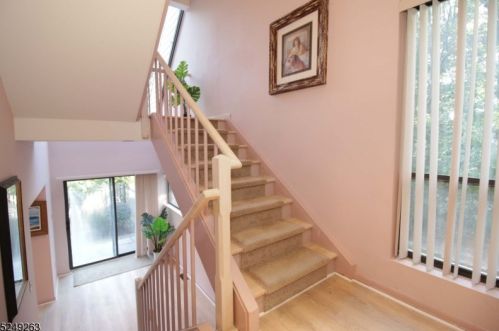 1 Durar Ave, Ridgewood NJ exterior