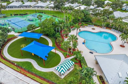 1933 York Ln, Palm City FL  34990-7543 exterior