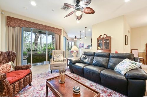 12870 Carrington Cir, Naples, FL 34105-5000