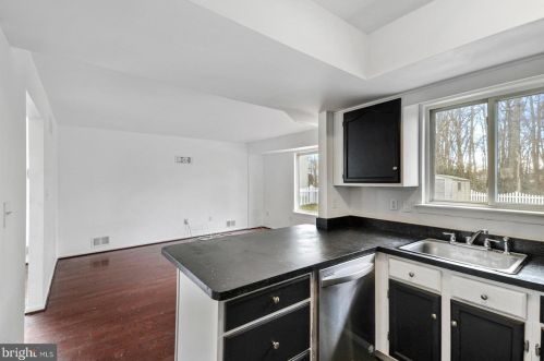 27 Heatherfield Way, Dover DE  19904-9749 exterior