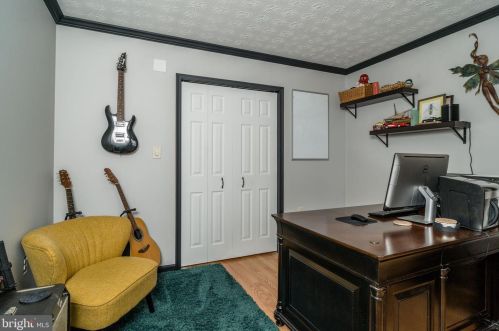 150 Windy Knoll Dr, Harrisonburg VA  22802-8886 exterior