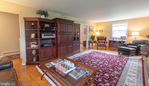 1755 Ludwell Dr, Prospectville PA  19002-3030 exterior