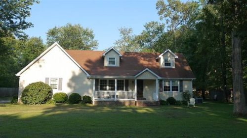 602 Sharondale Dr, Tullahoma, TN 37388-2856