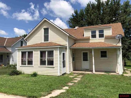 312 Main St, Courtland, MN 56021-2009