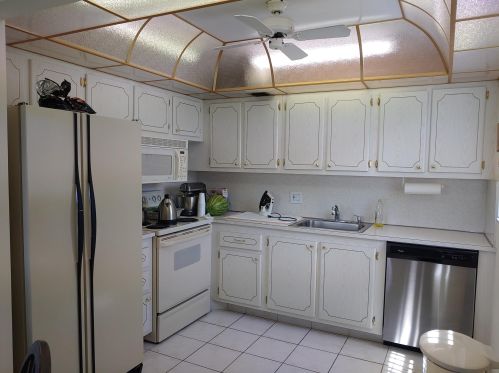 13 Somerset A, West Palm Beach, FL 33417-2102