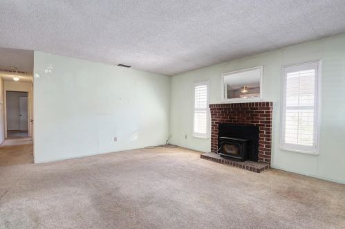 945 Quiet Way, Rio Linda CA  95673-1520 exterior