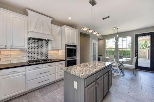 1573 Terracina Dr, Folsom CA  95762-5407 exterior