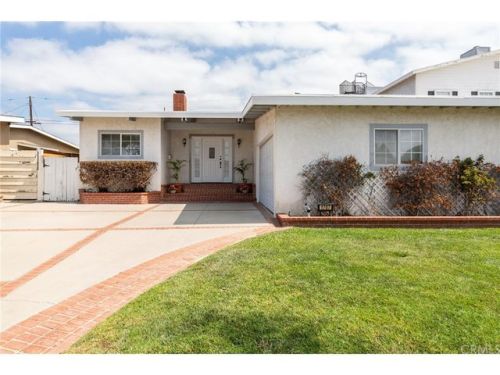 1707 242nd Pl, Lomita CA  90717-1309 exterior