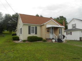 519 Hugh St, Windber, PA 15963-1047