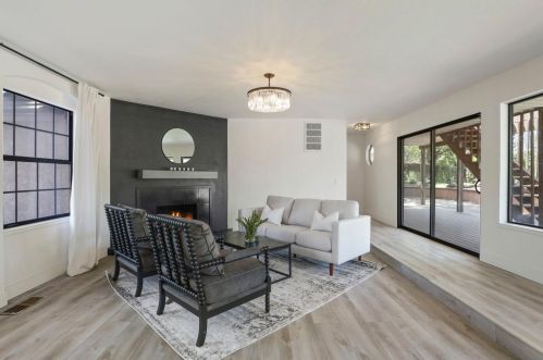 11331 Scarlet Oak Dr, Valley Home CA  95361-9542 exterior