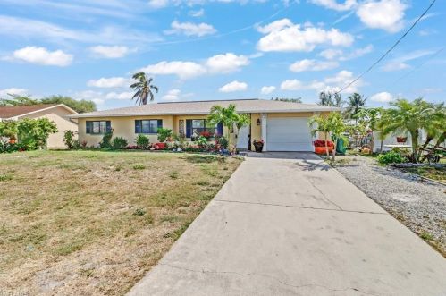 2356 55th St, Naples, FL 34116-5520