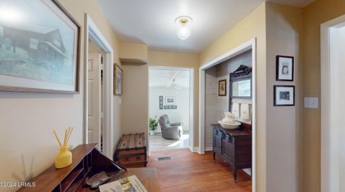 25 Mystic Cir, Beaufort SC  29902-6619 exterior